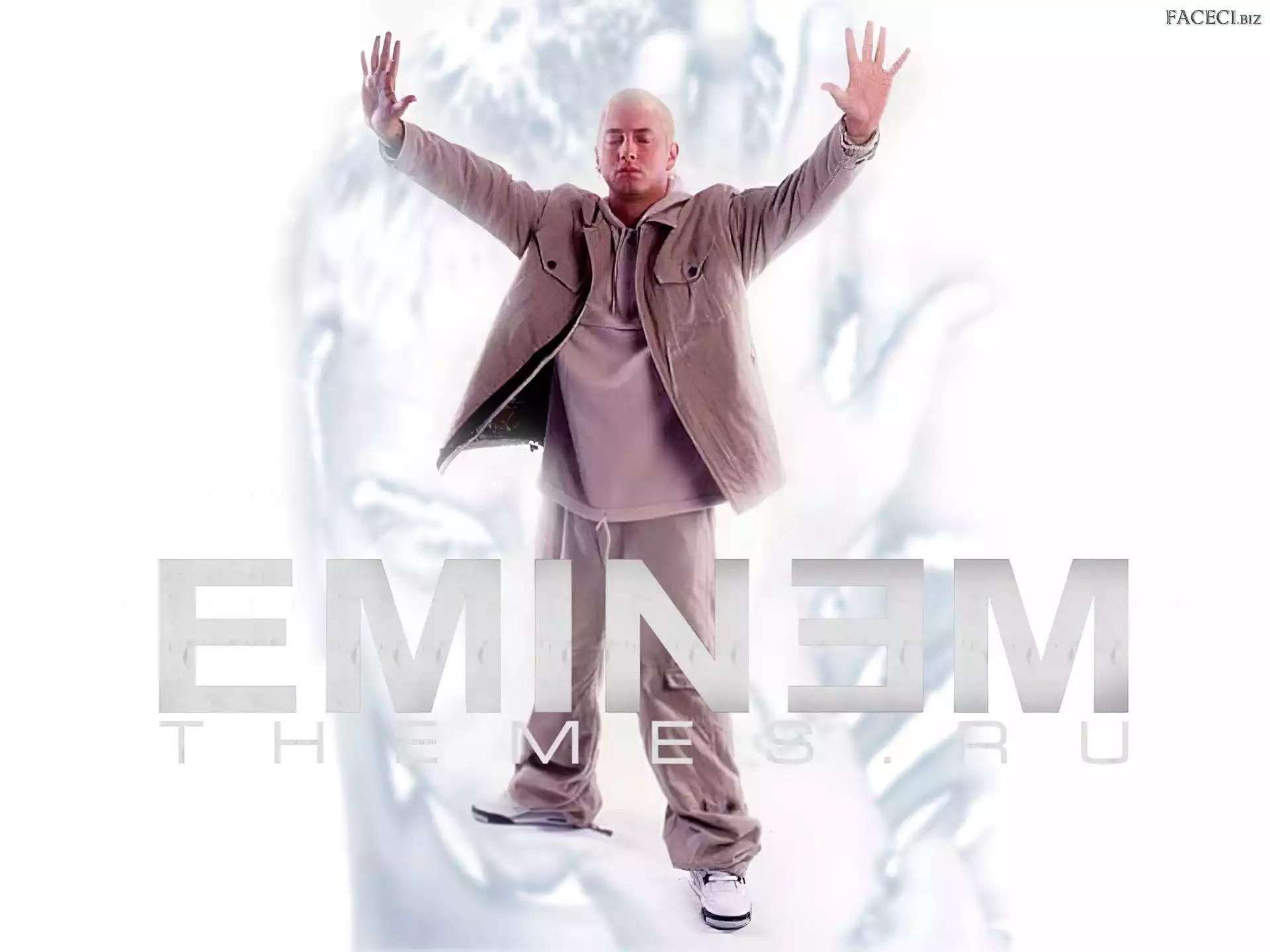 Ręce, Eminem, Uniesione